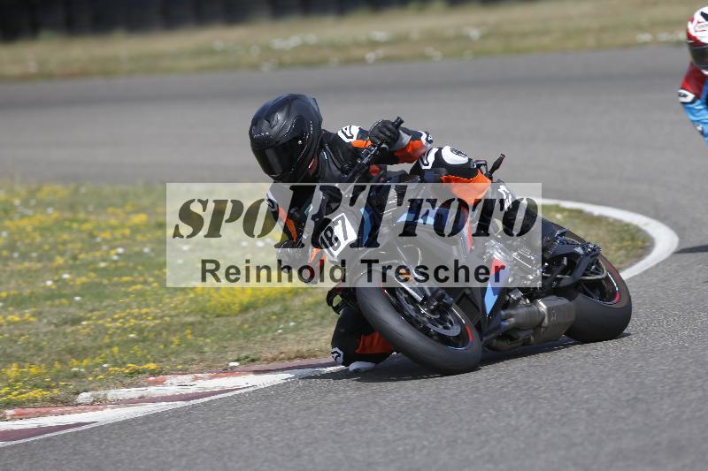 /37 09.08.2026  Pluess Motosport ADR/Freies Fahren/187